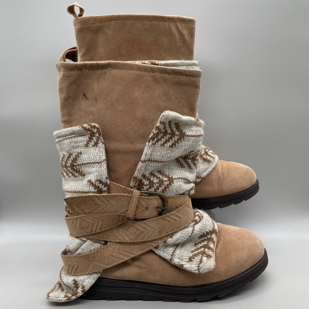 Muk Luks Sweater Knit Booties Womens Size 7 Tan Faux Suede Fold-Over Boho Buckle